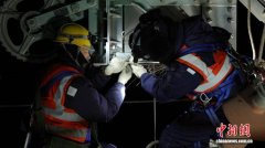 将蓬勃的青春织入铁路网