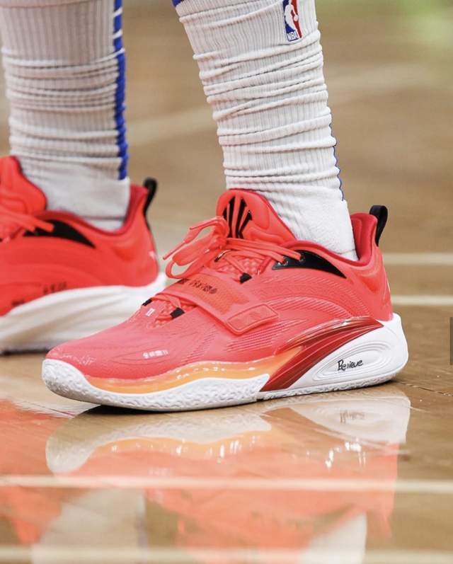 NBA球星代言重塑品牌命运：从安德玛到New Balan