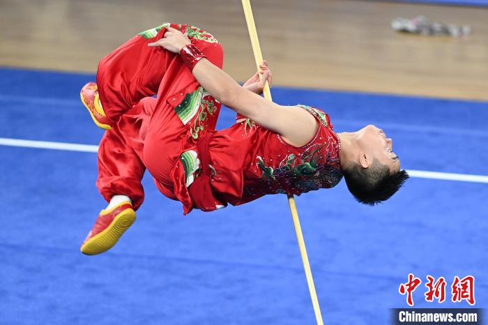 曹茂园成都大运会南棍夺金推荐威远羊肉汤